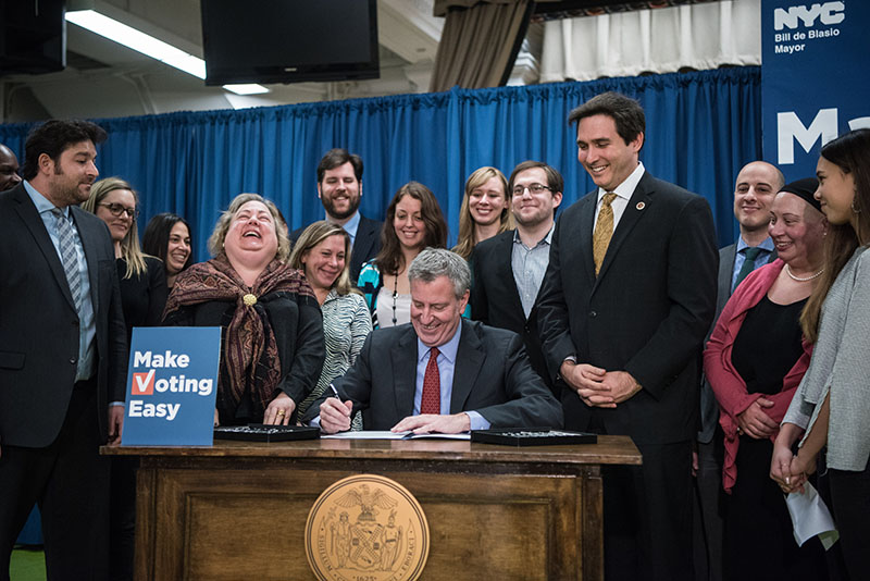 For the first time, New Yorkers will be able to register or change their registration online or via 