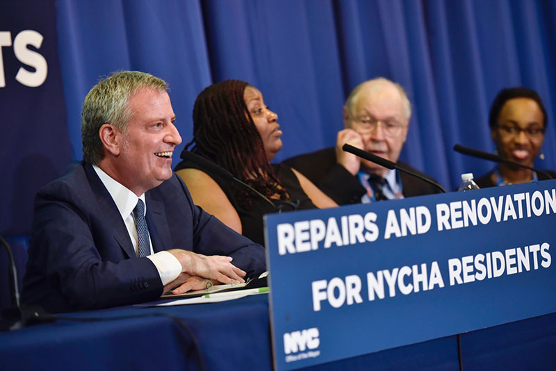 Mayor de Blasio Announces Major Renovations for 2,400 NYCHA Apartments